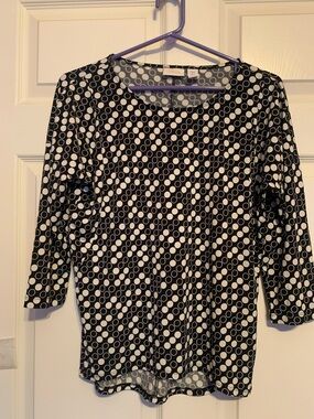 Chico's Black and White Circle Print Scoop-Neck Top Dolman 3/4 sleeves